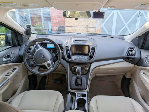 Used 2015 Ford Escape SE w/ Equipment Group 201A image 13