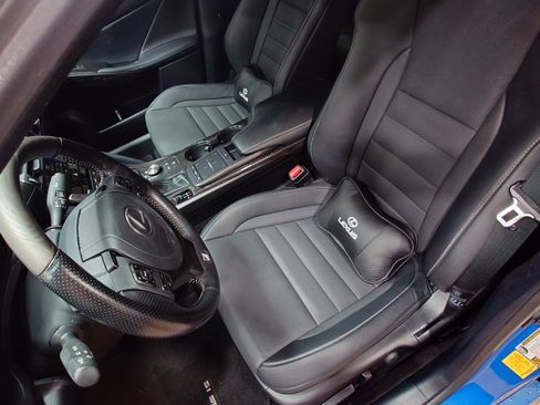 Used 2021 Lexus IS 350 F Sport w/ Dynamic Handling Package RWD image 14