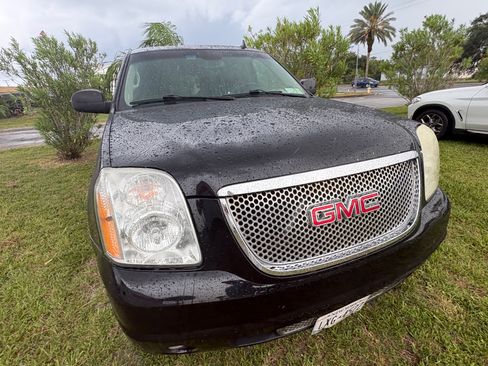 Used 2012 GMC Yukon Denali AWD/4WD image 12