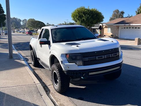 Used 2013 Ford F150 Raptor w/ Luxury Equipment Group AWD/4WD image 1