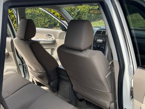 Used 2012 Suzuki Grand Vitara Premium image 11