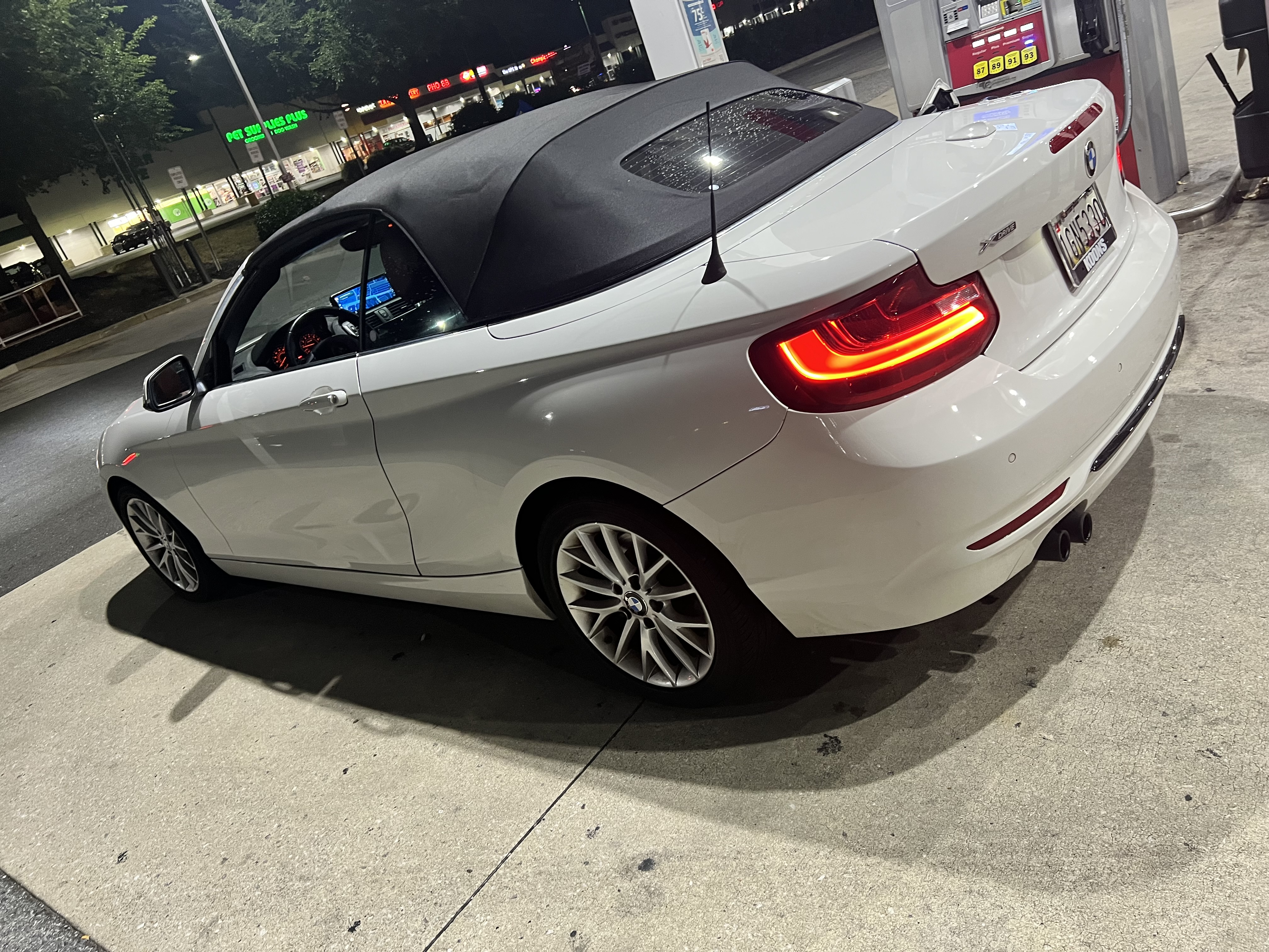 Used 2016 BMW 228i xDrive Convertible AWD/4WD image 2