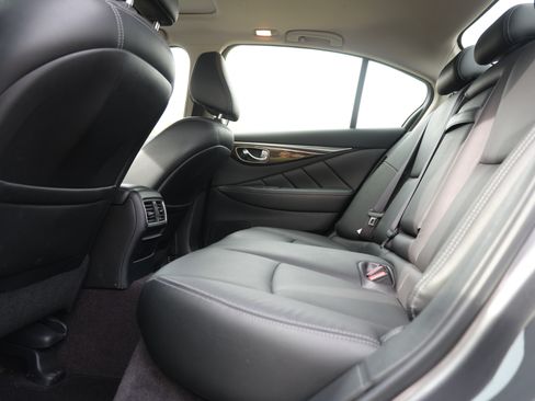 Used 2018 INFINITI Q50 Luxe w/ Cargo Package (L95) image 10