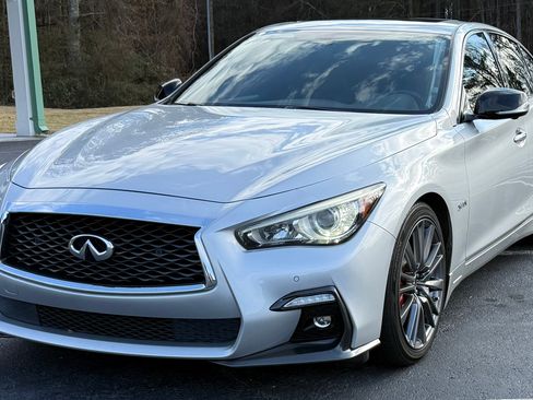 Used 2018 INFINITI Q50 Red Sport 400 w/ Cargo Package (L95) image 2