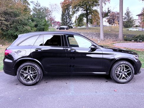 Used 2017 Mercedes-Benz GLC 300 4MATIC image 5