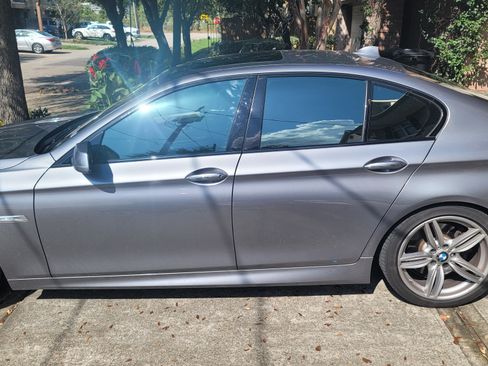 Used 2013 BMW 550i Sedan image 2