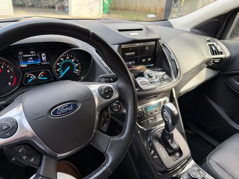 Used 2014 Ford Escape Titanium AWD/4WD image 6