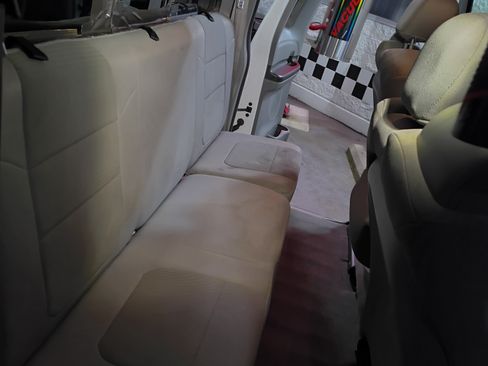 Used 2006 Ford F250 Lariat image 12