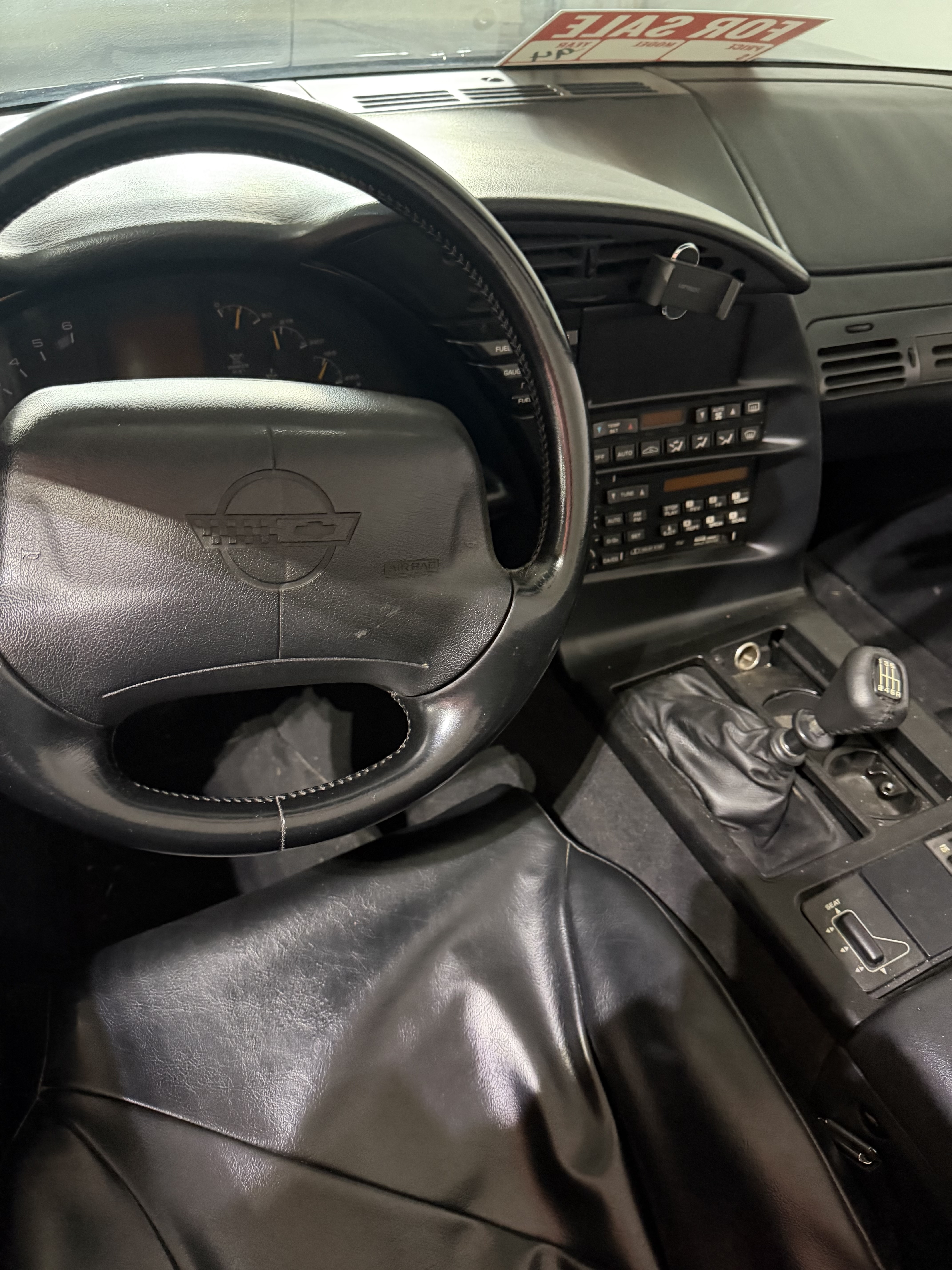 Used 1994 Chevrolet Corvette Convertible RWD image 10