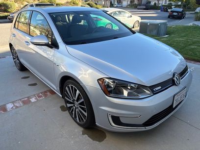 Used 2016 Volkswagen e-Golf SE