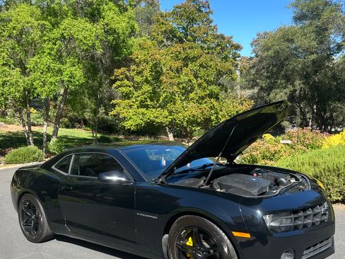Used 2013 Chevrolet Camaro LS RWD image 30