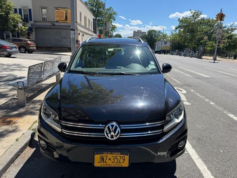 Used 2015 Volkswagen Tiguan SE AWD/4WD image 4