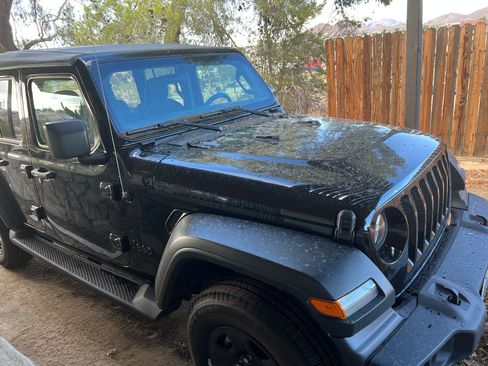 Used 2022 Jeep Wrangler Unlimited Sport image 8