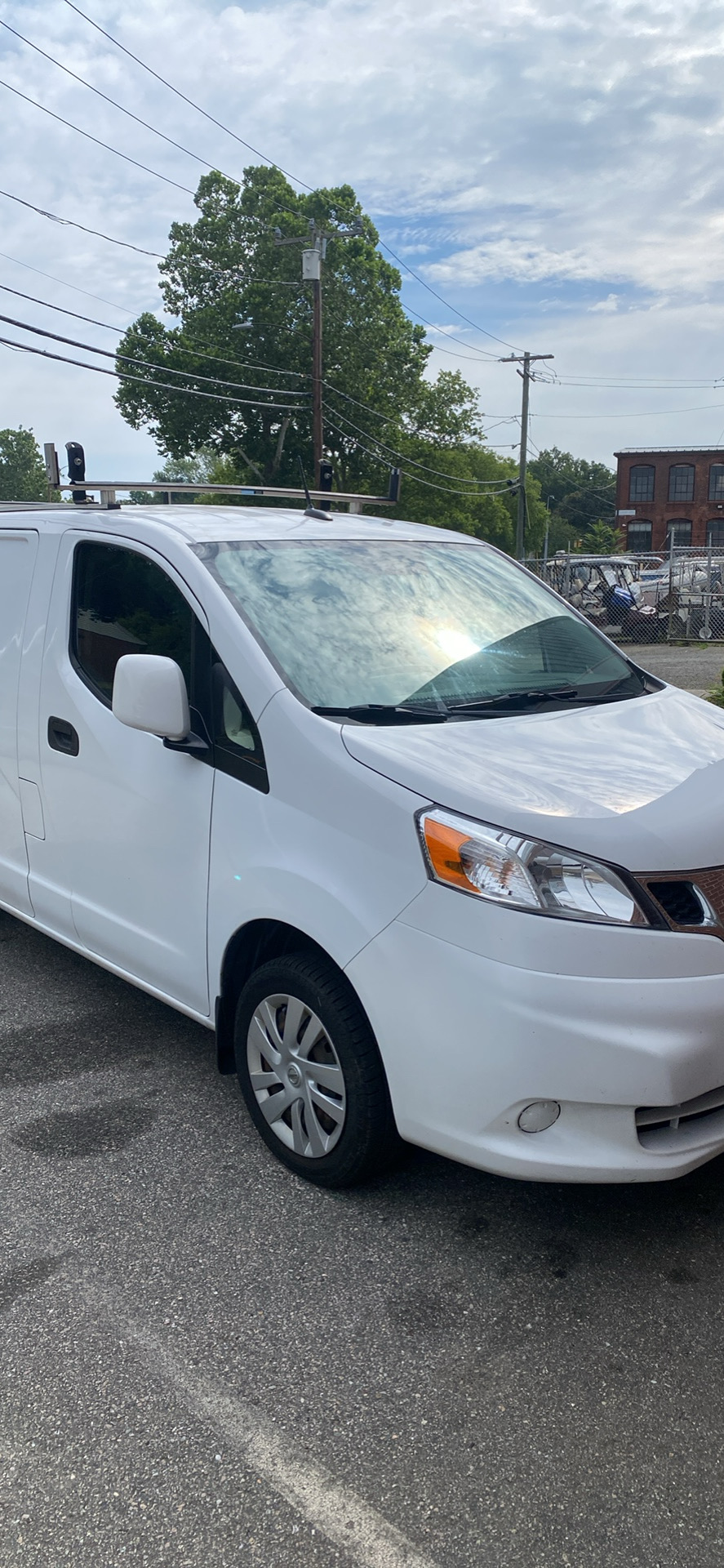 Used 2018 Nissan NV200 SV w/ Navigation Package FWD image 1