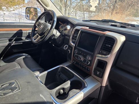 Used 2018 RAM 3500 Laramie image 6