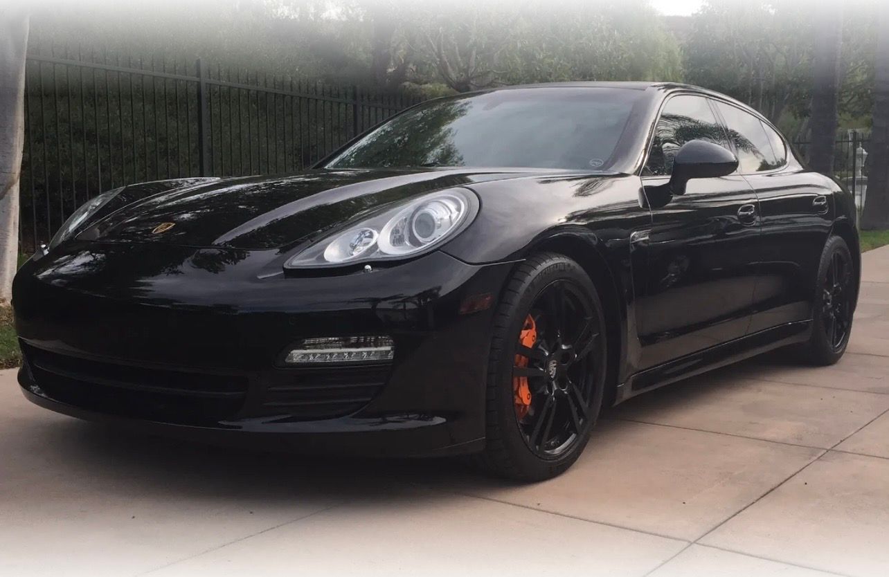 Used 2010 Porsche Panamera 4S AWD/4WD image 2