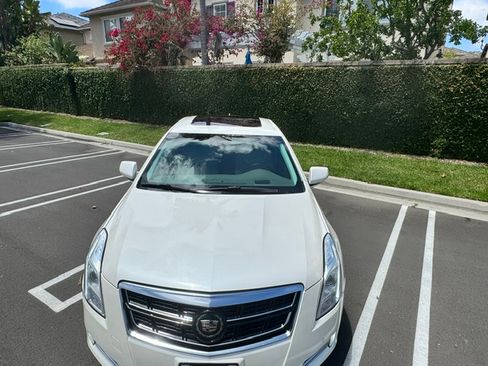 Used 2014 Cadillac XTS Platinum AWD/4WD image 9