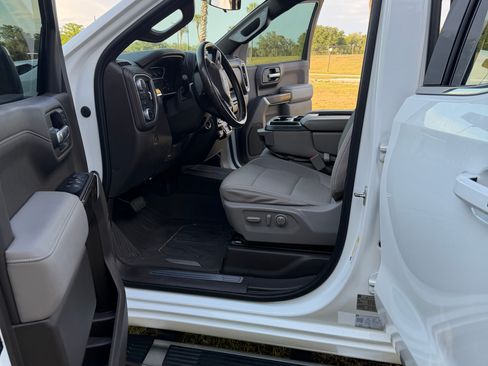 Used 2020 GMC Sierra 1500 SLE w/ SLE Value Package AWD/4WD image 25