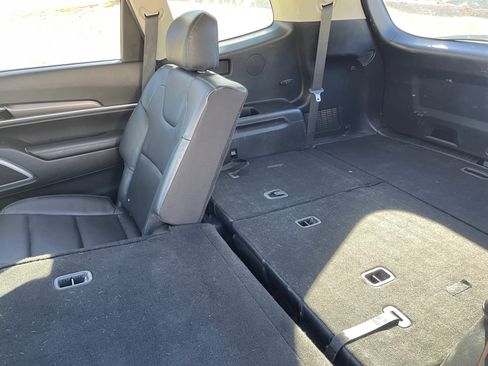 Used 2020 Kia Telluride LX image 8