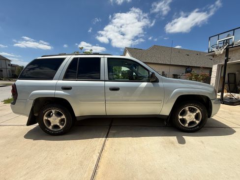 Used 2008 Chevrolet TrailBlazer 4WD w/ Smoker's Package image 14