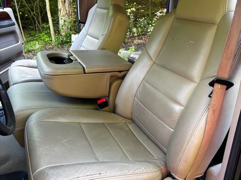 Used 2007 Ford F350 Lariat AWD/4WD image 13
