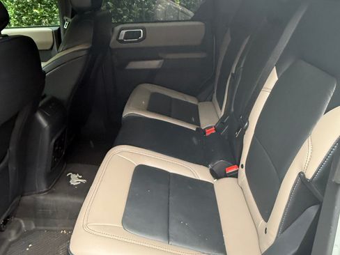Used 2022 Ford Bronco Wildtrak AWD/4WD image 6