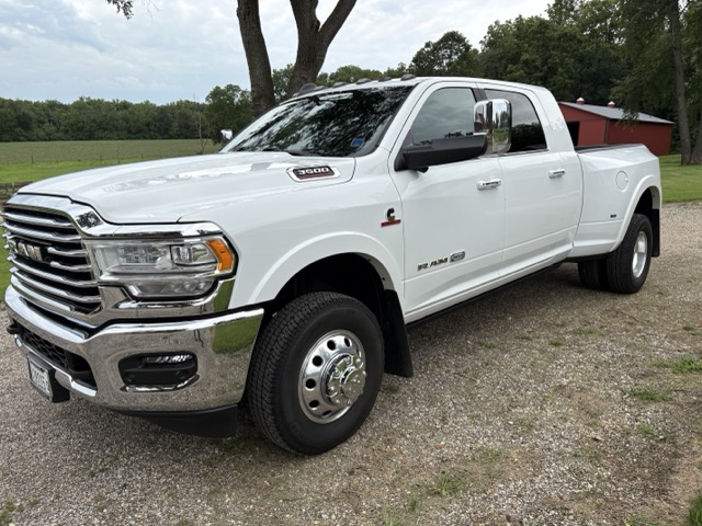 Used 2021 RAM 3500 Limited AWD/4WD image 10