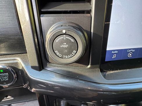 Used 2021 Ford F150 XLT w/ Equipment Group 302A High image 12