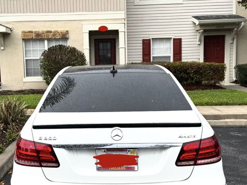 Used 2014 Mercedes-Benz E 350 4MATIC Sedan image 9