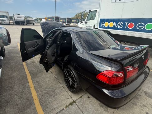 Used 2000 Honda Accord EX image 12
