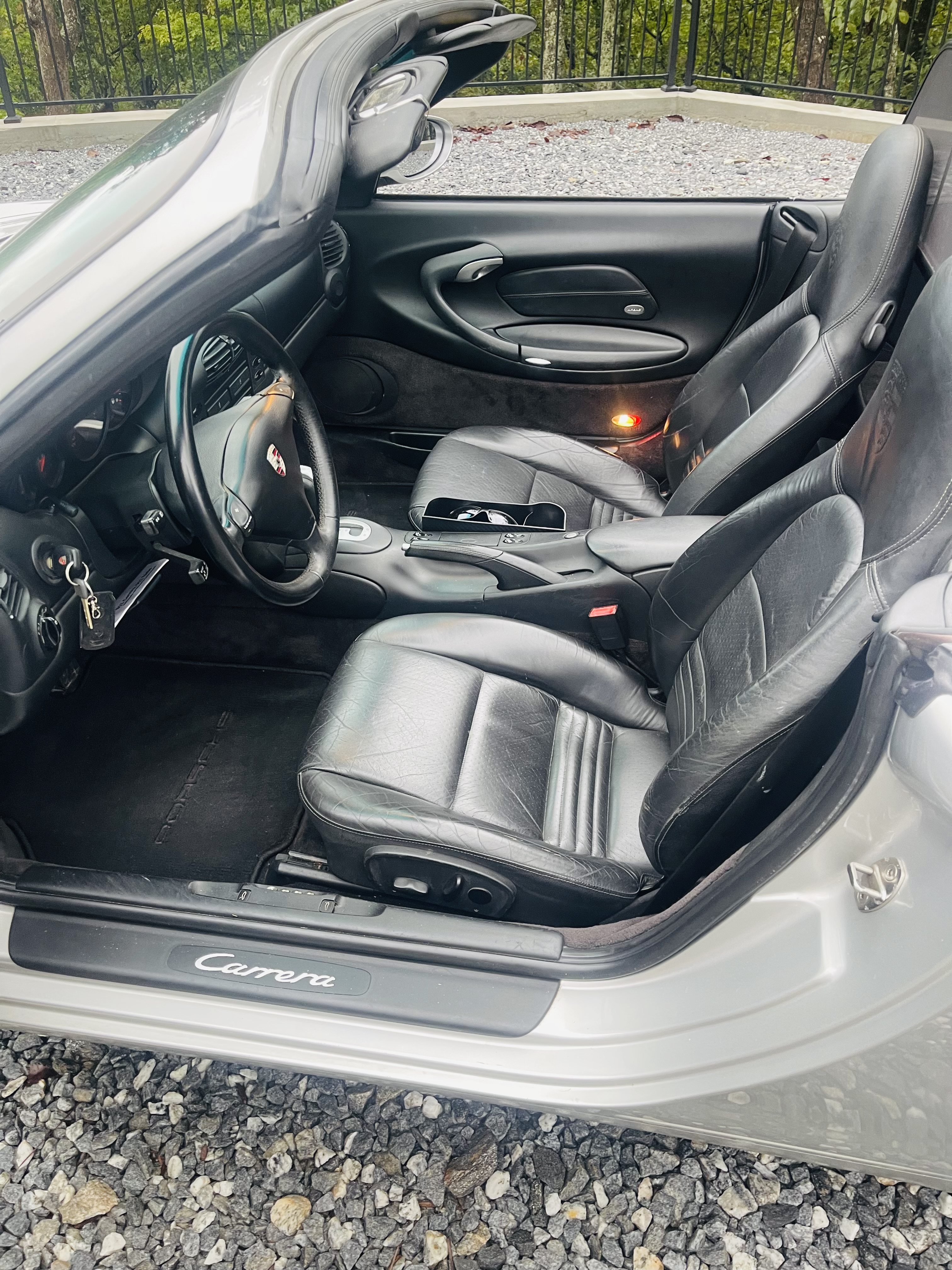 Used 2001 Porsche 911 Cabriolet image 4