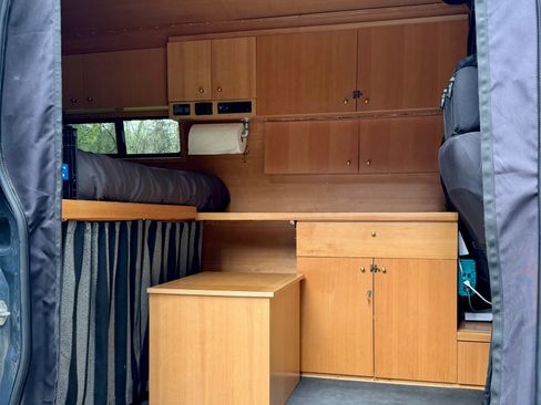 Used 2019 Mercedes-Benz Sprinter 144 image 12