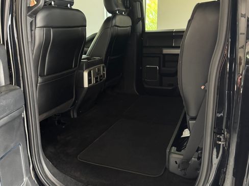 Used 2018 Ford F150 Lariat w/ Equipment Group 502A Luxury image 17