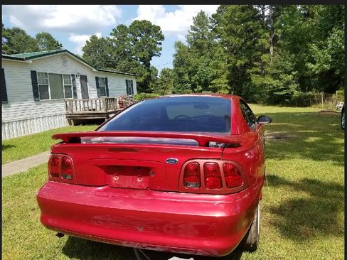Used 1998 Ford Mustang Coupe RWD image 5