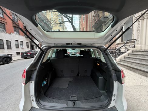 Used 2014 Ford Escape S image 10