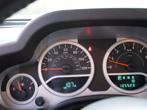 Used 2010 Jeep Wrangler Unlimited Sahara w/ Dual Top Group image 11