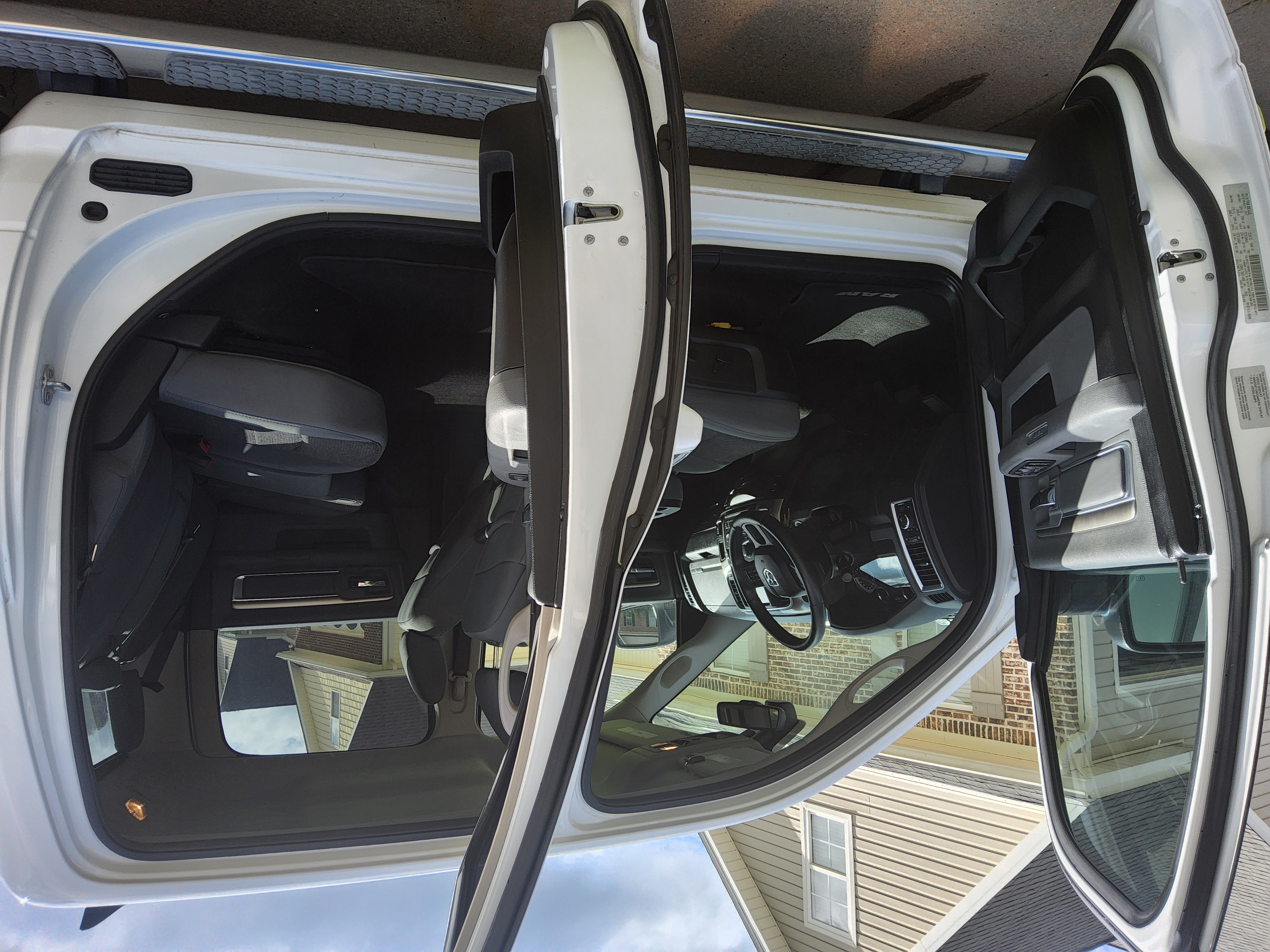 Used 2017 RAM 1500 Lone Star RWD image 15