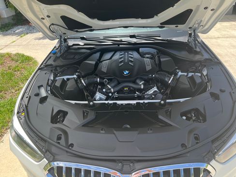 Used 2022 BMW M850i xDrive Convertible w/ Driving Assistance Package AWD/4WD image 16