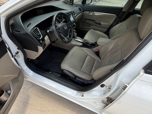 Used 2014 Honda Civic Hybrid Sedan image 8