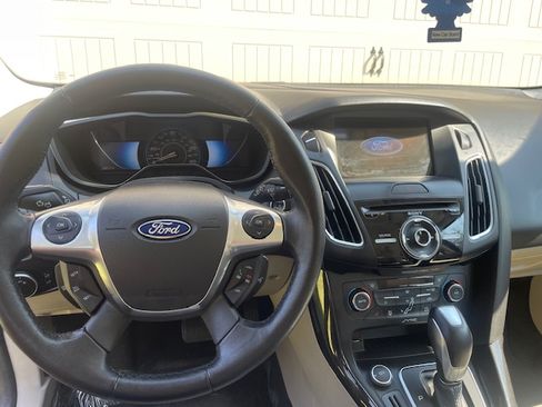 Used 2016 Ford Focus Electric Hatchback image 11