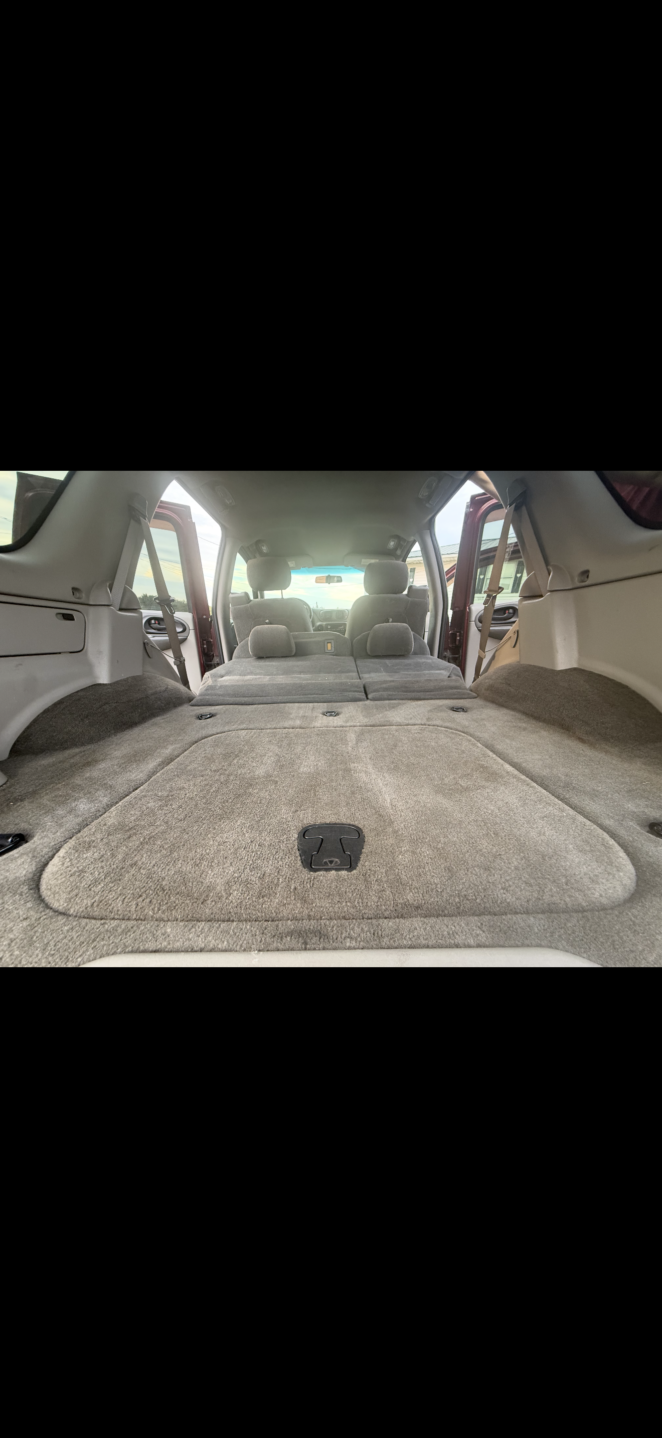 Used 2004 Chevrolet TrailBlazer LS w/ LS Preferred Equipment Group AWD/4WD image 12