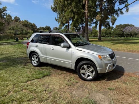 Used 2006 Suzuki Grand Vitara Luxury AWD/4WD image 5