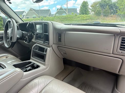 Used 2007 Chevrolet Silverado 3500 LT w/ Heavy-Duty Power Package AWD/4WD image 18