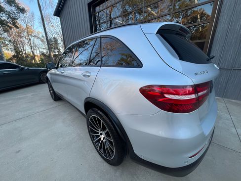 Used 2018 Mercedes-Benz GLC 43 AMG 4MATIC image 9