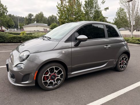 Used 2013 FIAT 500 Turbo w/ Beats Audio Pkg FWD image 5