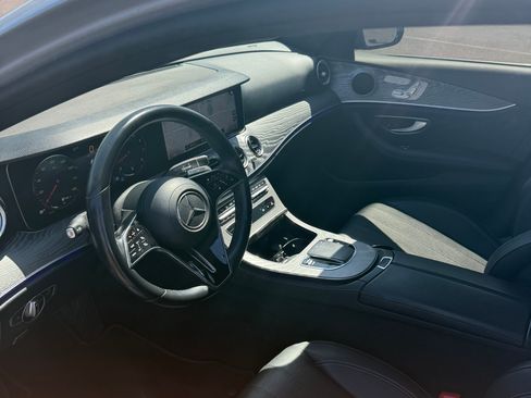 Used 2021 Mercedes-Benz E 350 Sedan image 6