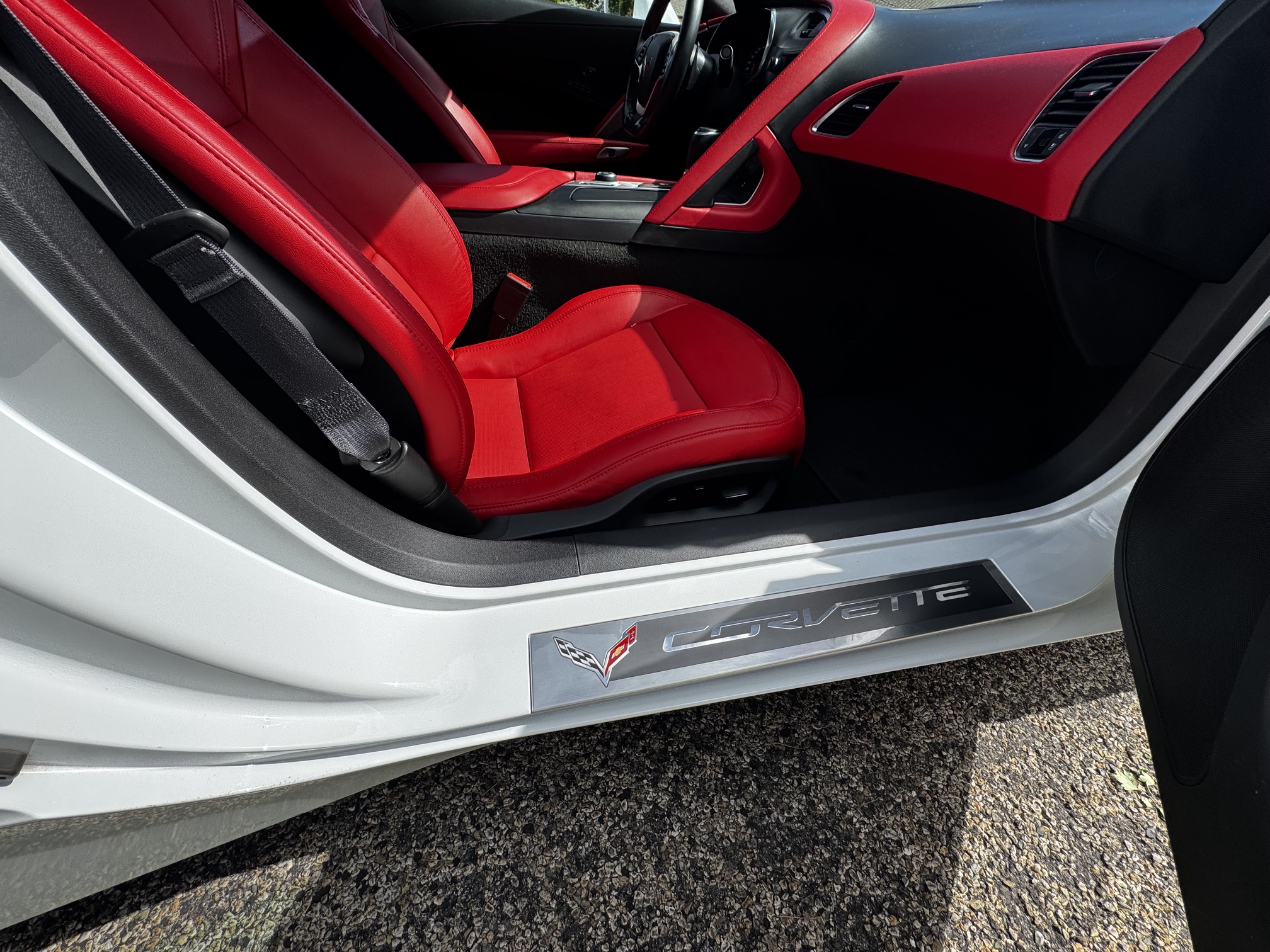 Used 2016 Chevrolet Corvette Stingray Coupe w/ 3LT Preferred Equipment Group RWD image 10