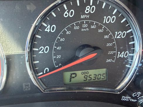 Used 2013 Toyota Corolla S FWD image 11