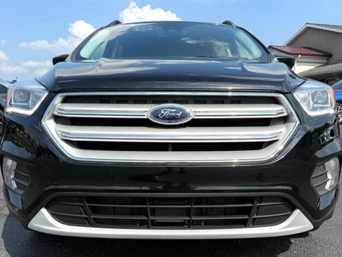 Used 2019 Ford Escape SEL AWD/4WD image 2