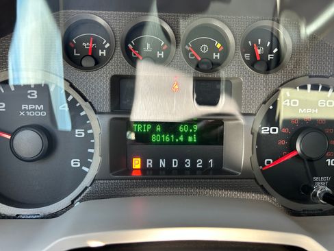 Used 2009 Ford F250 XLT image 16